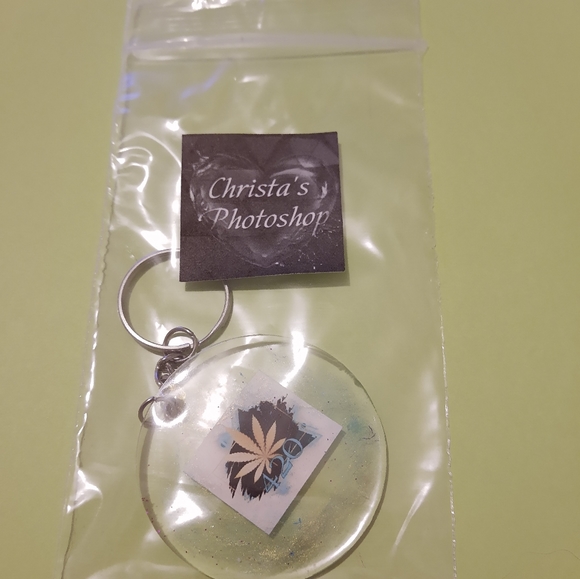 Keychain - Picture 8 of 11